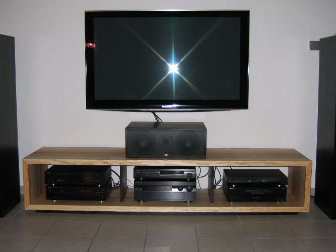 Medien-M&ouml;bel Esche massiv